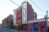 16 5th in Chelsea, MA - Foto de edificio - Building Photo