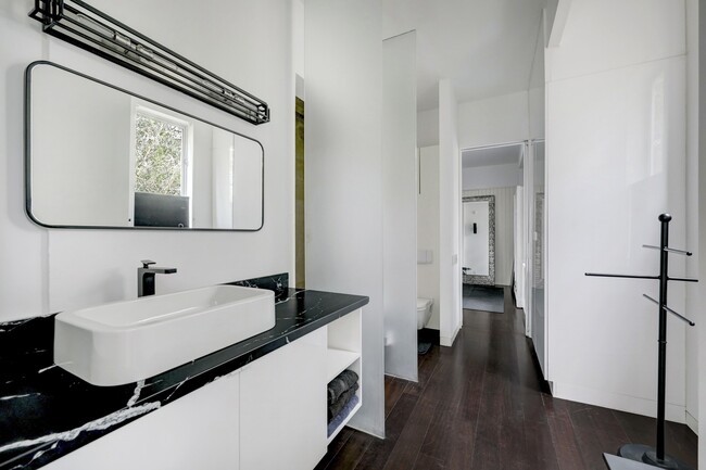 property at 2200 Harvard St