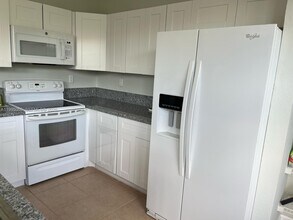 10906 SW 244th Terrace in Princeton, FL - Building Photo - Building Photo