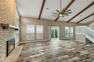 2919 Lakeview Dr in Missouri City, TX - Building Photo - Building Photo