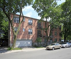 15 Glen Manor Dr in Toronto, ON - Building Photo