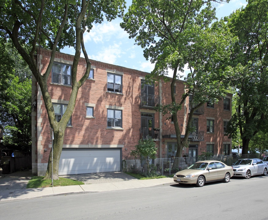 15 Glen Manor Dr in Toronto, ON - Building Photo