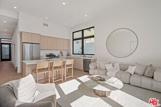 3808 College Ave in Culver City, CA - Building Photo - Building Photo
