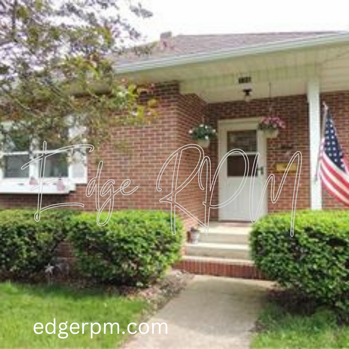 116 7th Ave SE in Waverly, IA - Building Photo