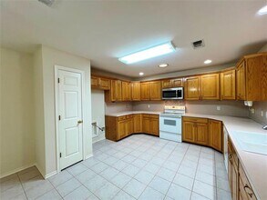 912 Jonathan Ct in Weatherford, TX - Building Photo - Building Photo