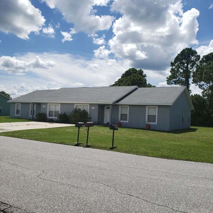 31266 Fernway St in Sebring, FL - Building Photo