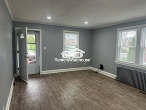 3026 Lavender Ave, Unit 308 in Parkville, MD - Foto de edificio - Building Photo