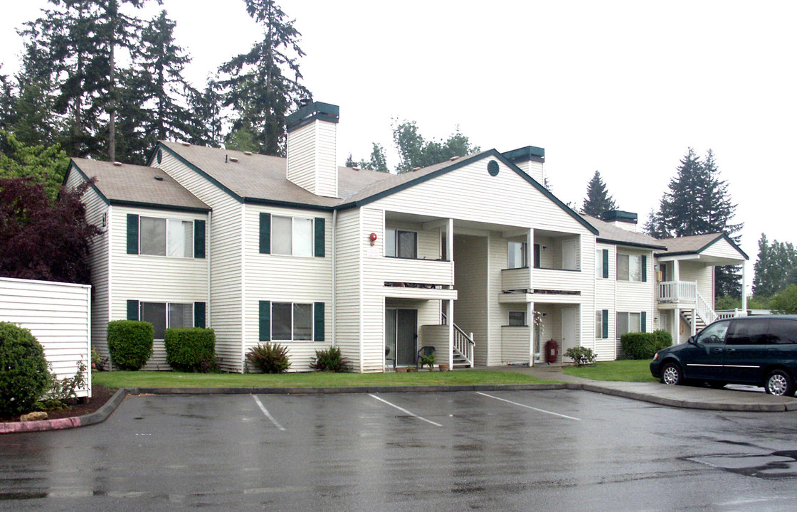 Forest Lane Apartments in Bothell, WA - Building Photo