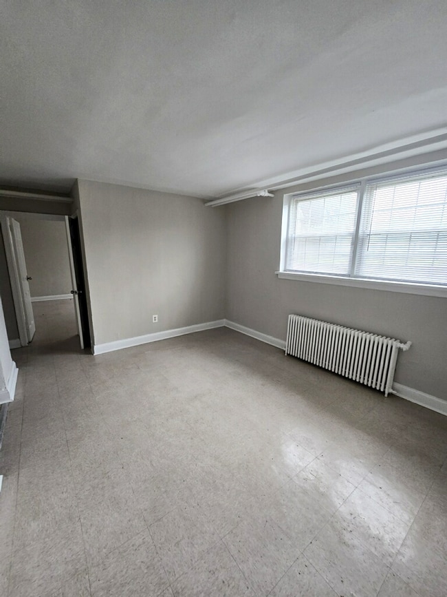 property at 3304.5 E Capitol St SE