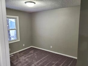 616 E Hackley Ave in Des Moines, IA - Foto de edificio - Building Photo