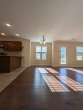 1533 Yarnell Station Blvd in Knoxville, TN - Building Photo - Building Photo