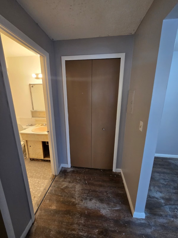 1885 Taylor Rd in East Cleveland, OH - Building Photo - Building Photo