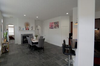 4714 Cashel Glen Dr in Houston, TX - Building Photo - Building Photo