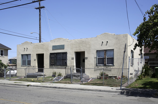 1088 28th St in Oakland, CA - Foto de edificio - Building Photo