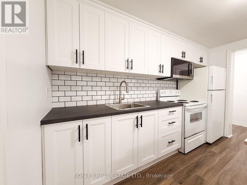 464 Palmer Ave in Richmond Hill, ON - Building Photo