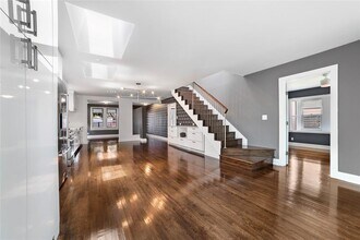 903 W Mary St in Austin, TX - Building Photo - Building Photo
