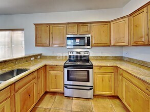 46 W Camino Espiga in Sahuarita, AZ - Building Photo - Building Photo