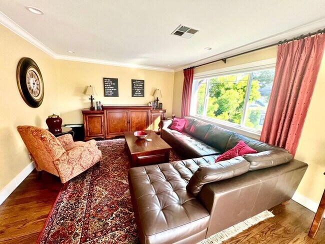property at 146 16th St