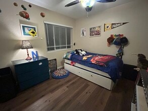 13551 Comuna Dr in Poway, CA - Foto de edificio - Building Photo