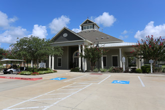 Stoneleigh on Major in Beaumont, TX - Foto de edificio - Building Photo