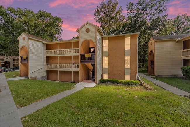 1810 NW 23rd Blvd in Gainesville, FL - Building Photo - Building Photo