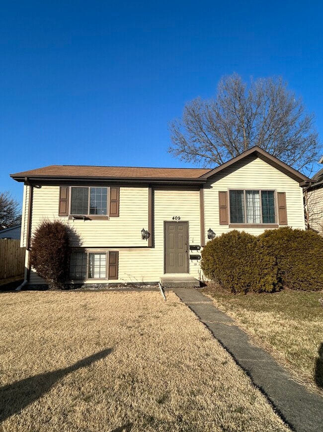 409 Plainfield Rd, Unit 409 Plainfield Rd. #2