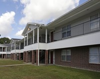 Valley View in Lake Charles, LA - Building Photo - Building Photo