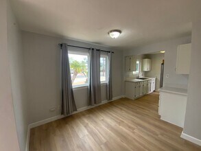 967 4th St in Imperial Beach, CA - Foto de edificio - Building Photo