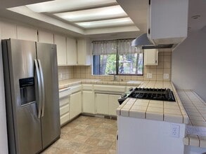 11569 Alta Sierra Dr in Grass Valley, CA - Building Photo - Building Photo