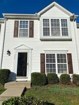 5504 Millstream Ln in Richmond, VA - Building Photo