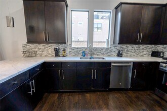 1205 Summer St in Houston, TX - Foto de edificio - Building Photo