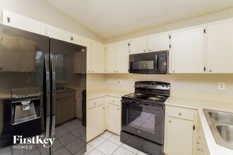 3753 Willow Wisp Dr N, Unit 1 in Lakeland, FL - Foto de edificio - Building Photo