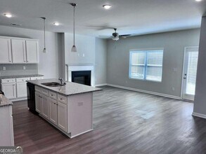 2618 Swan Lake Dr SW in Grayson, GA - Building Photo - Building Photo