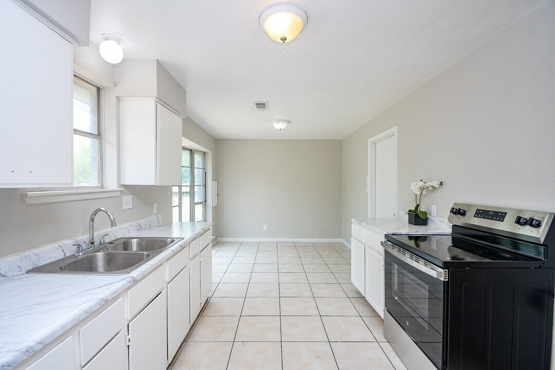 12654 Monarch Rd in Houston, TX - Building Photo