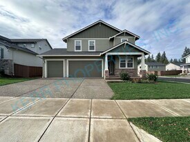 18611 Melissa Ave in Sandy, OR - Building Photo
