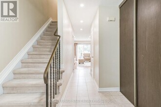 3400 Rhonda Valley in Mississauga, ON - Building Photo - Building Photo