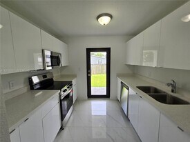 18700 SW 316th Terrace in Homestead, FL - Building Photo