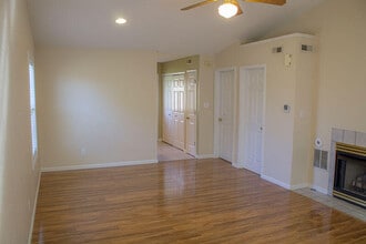 5204 Tessa Way in Columbia, MO - Building Photo - Building Photo