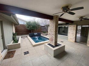 12127 Cedar Bend Dr in Dallas, TX - Building Photo - Building Photo