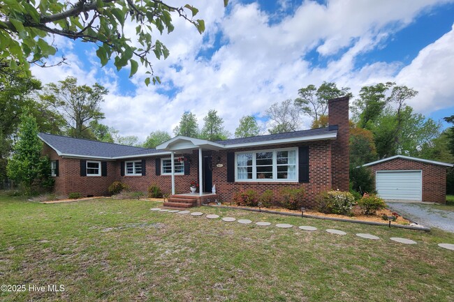 property at 167 Peninsula Manor Rd