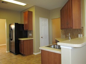 2423 Lofty Falls Ct in Spring, TX - Foto de edificio - Building Photo