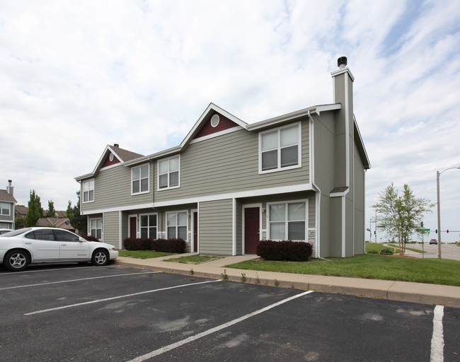 Congressional Townhomes in Lawrence, KS - Building Photo - Building Photo