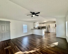 1007 Spooner St in Pasadena, TX - Building Photo - Building Photo