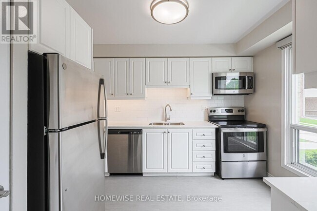 property at 560 Waverly St N