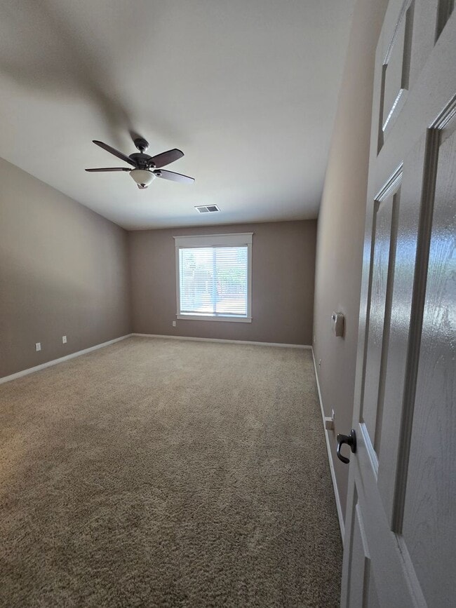 11312 Sand Bridge Ct in Bakersfield, CA - Building Photo - Building Photo
