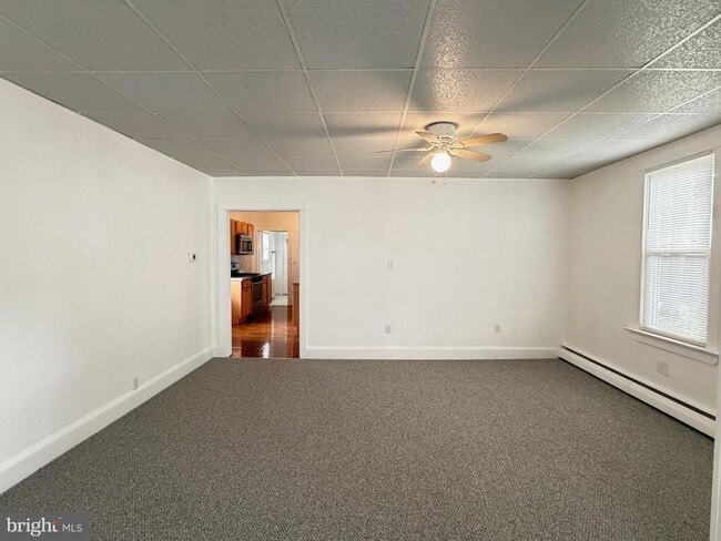 1087 Buttonwood Ave in Bensalem, PA - Building Photo - Building Photo