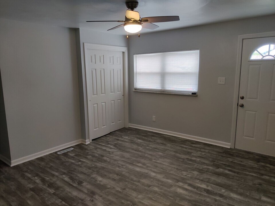 4709 Corday Way in Pittsburgh, PA - Building Photo