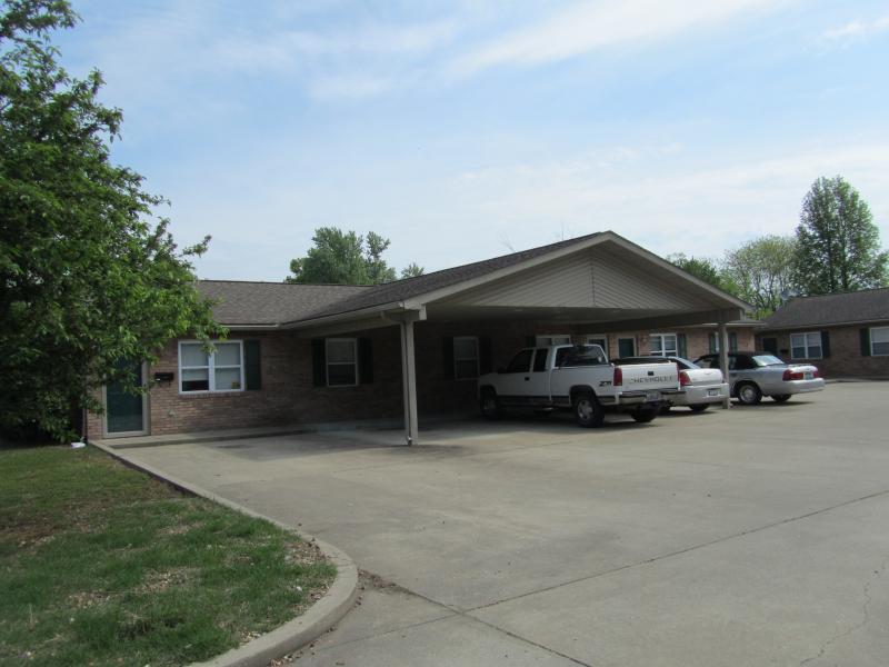 603 S Carbon St in Marion, IL - Building Photo