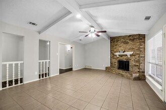 5902 Fawn Valley Ln in Rowlett, TX - Building Photo - Building Photo