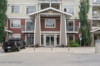22 Auburn Bay Link SE in Calgary, AB - Building Photo - Building Photo